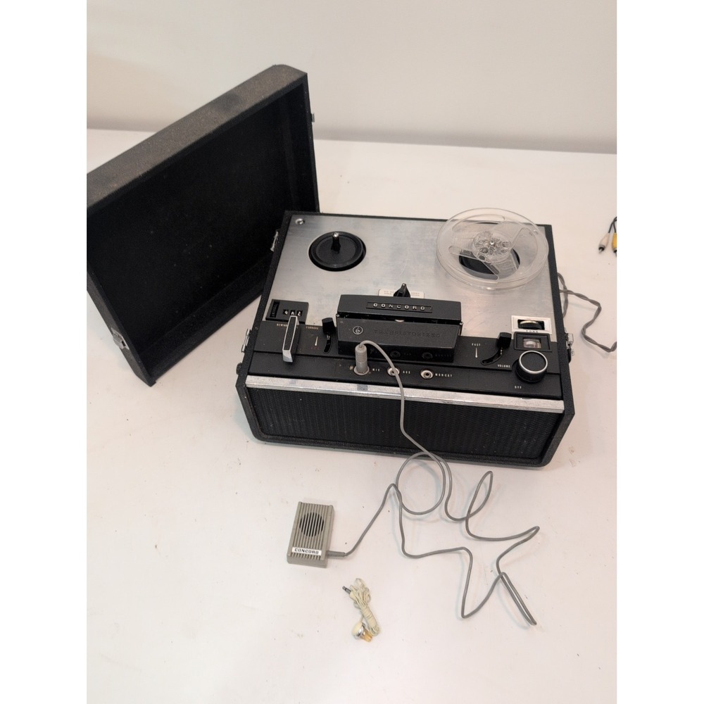 Concord 122 Reel to Reel Tape Player Recorder Powers Up Reels Move